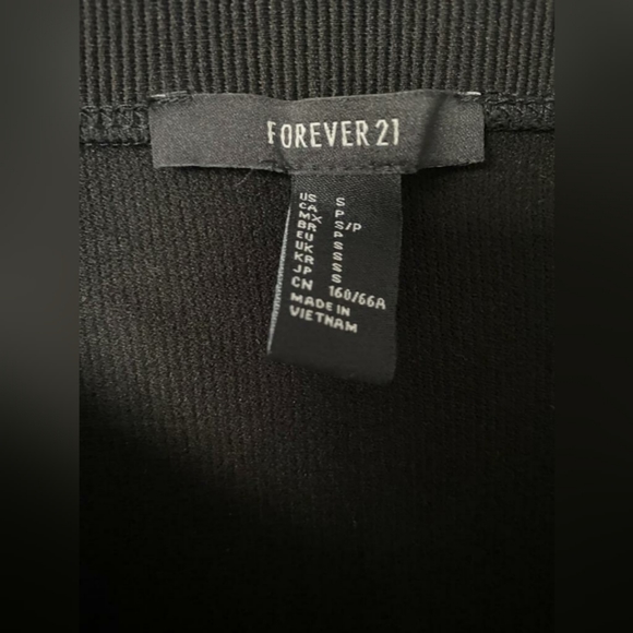 2/25 Stretchy midi ribbed black pencil skirt - Picture 3 of 5